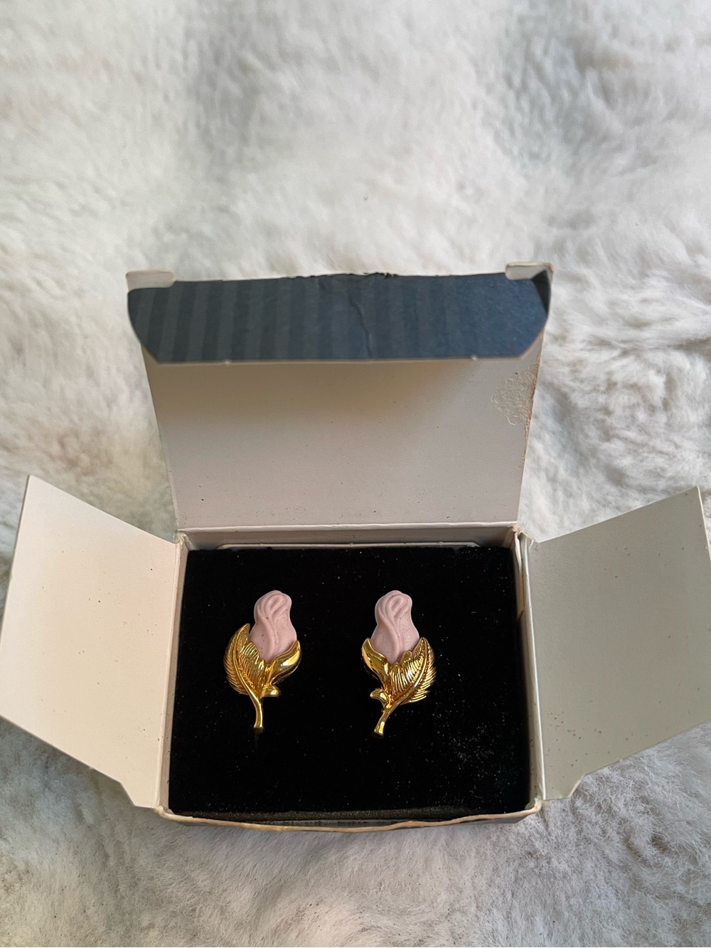 Deadstock Vintage Avon Porcelain Rose Earrings